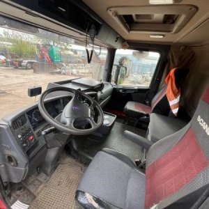 foto 6x2 zlom EUR4 Scania hakowiec+dzwig