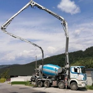 foto pumi 28m/9m3 beton pompa+ misezarka CIFA 8x4 Scania